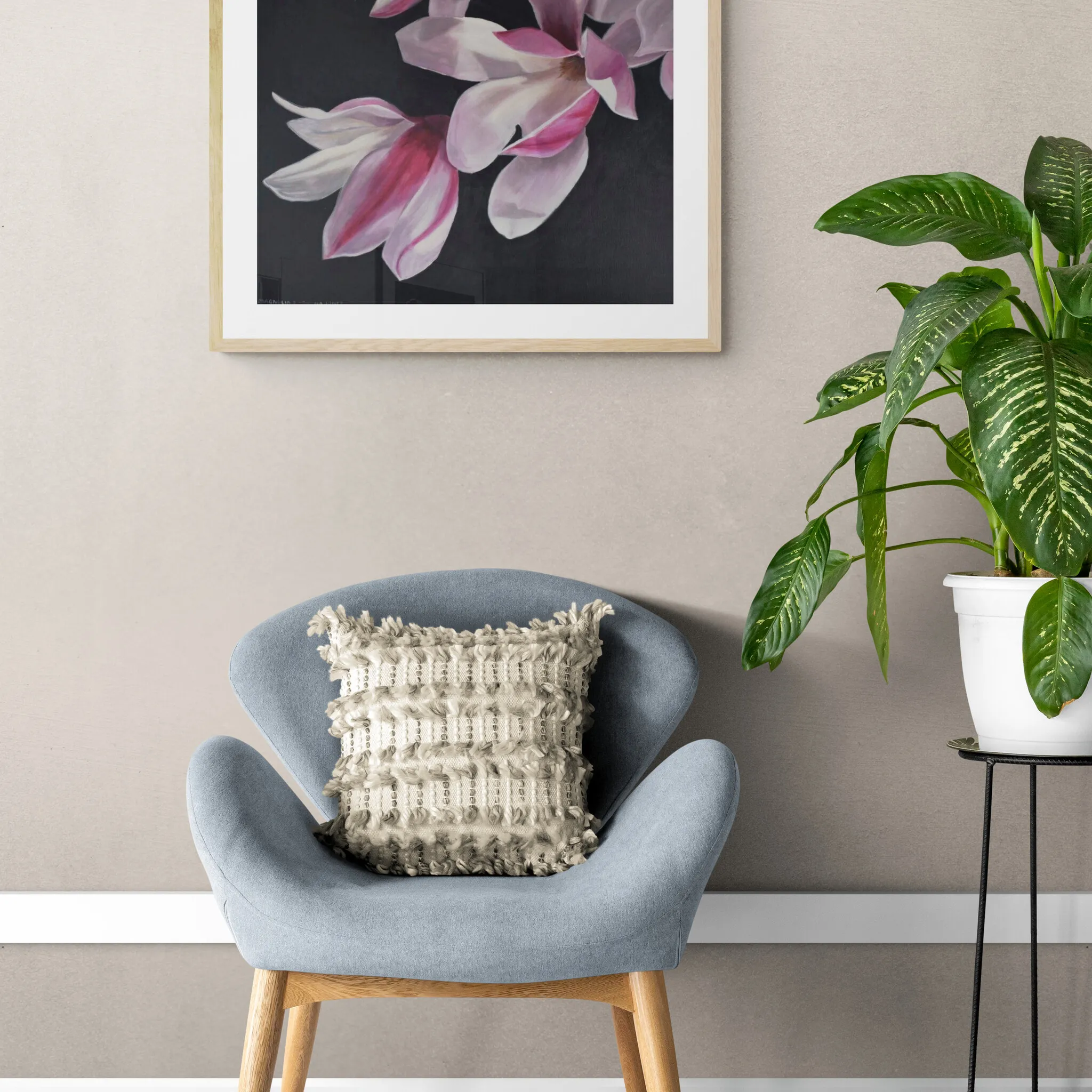 Comfy_armchair_and_tropical_plant